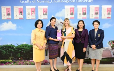 คณะพยาบาลศาสตร์ ให้การต้อนรับ Professor Angela Dawson, ... Image 1